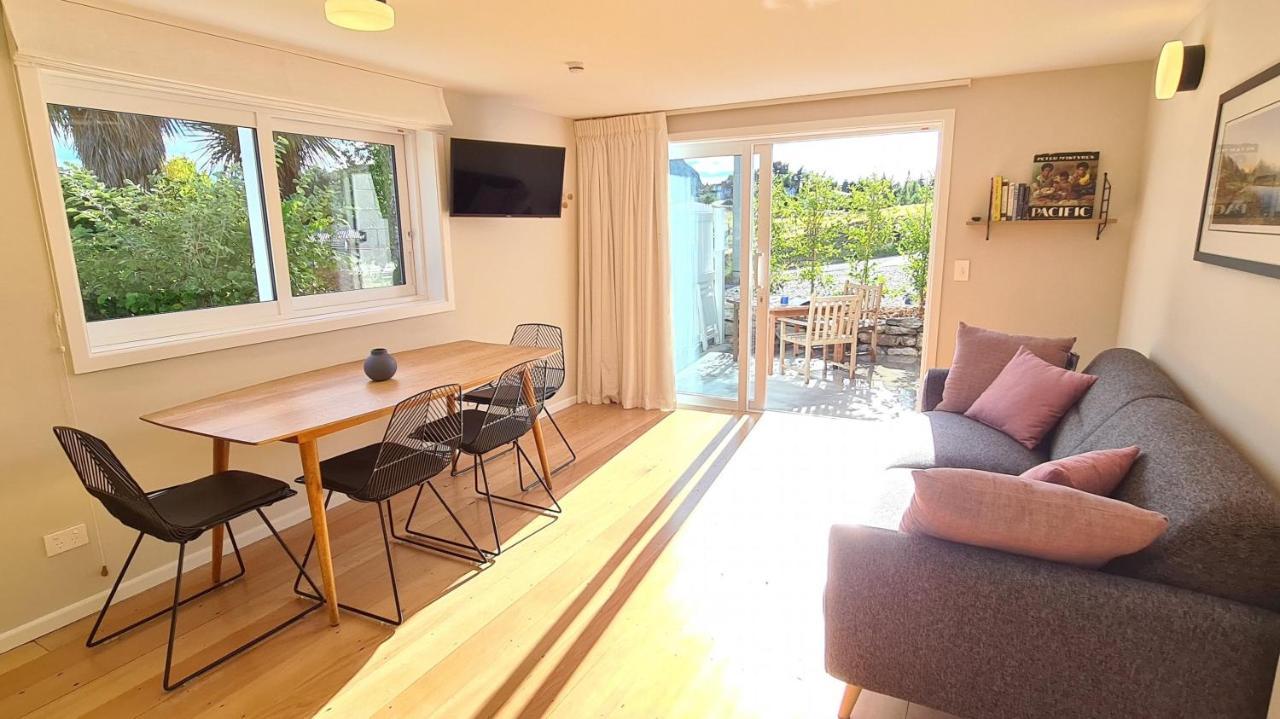 Kowhai Apartment - Private Opposite Golf Course Central 瓦纳卡 外观 照片
